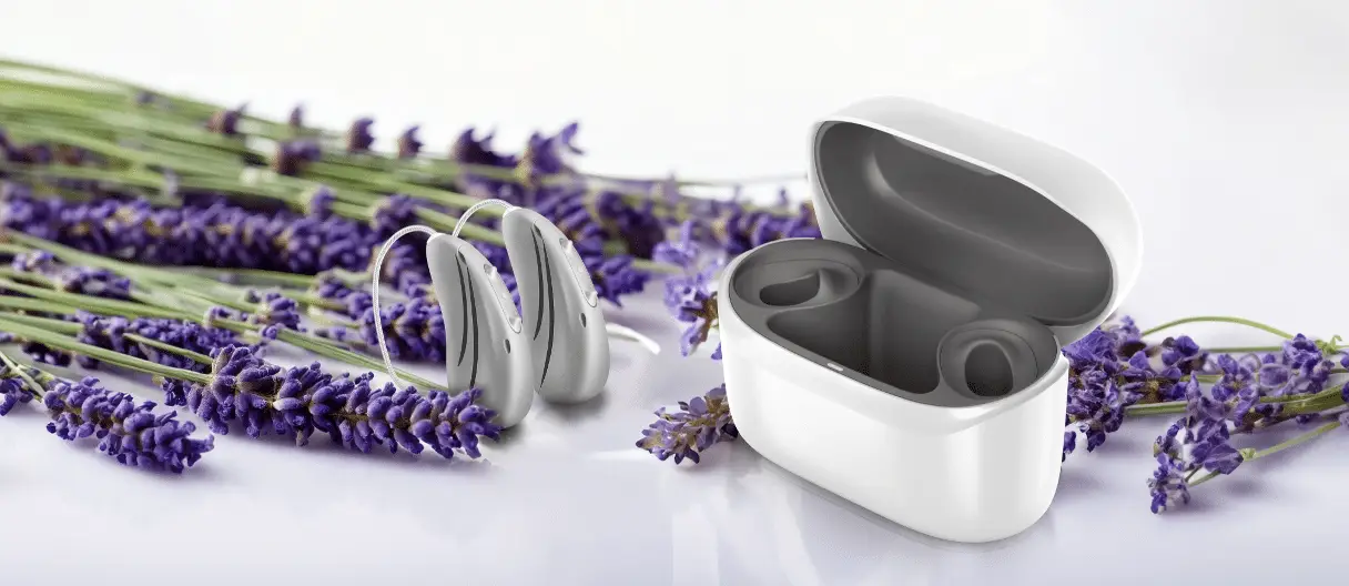 מכשירי שמיעה למבוגרים עם מטען אלחוטי מתקדם 2025